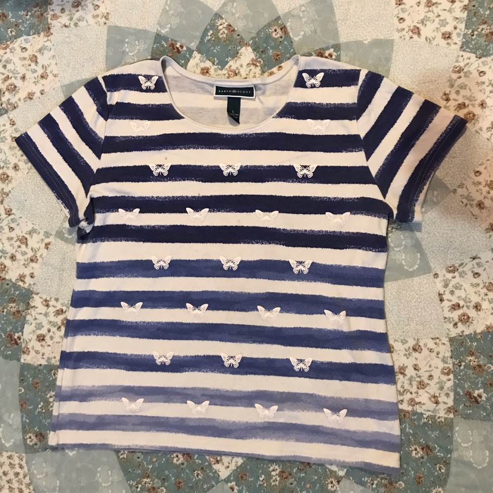 Karen Scott, L, blue and white